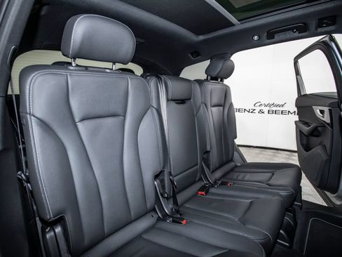 Used 2025 Audi Q7 2.0T Premium w/ Convenience Package AWD/4WD image 19