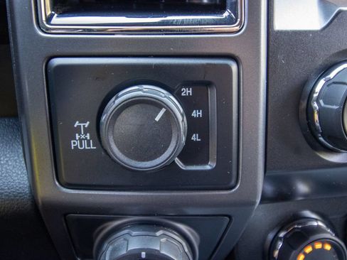 Used 2020 Ford F150 XLT w/ Equipment Group 302A Luxury AWD/4WD image 30