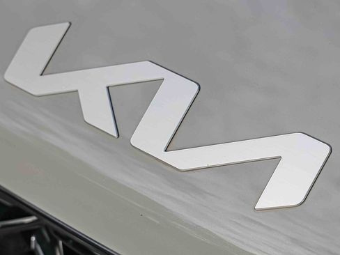 Certified 2026 Kia Sorento S FWD image 31