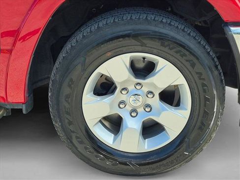 Used 2025 RAM 1500 Big Horn AWD/4WD image 22
