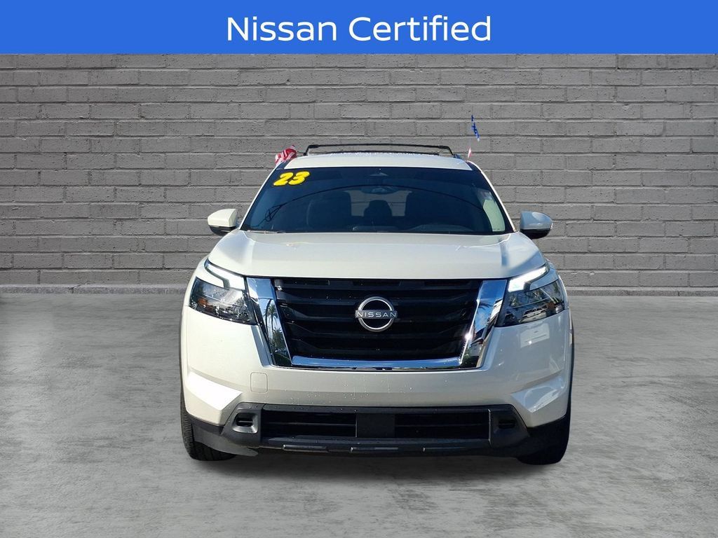Certified 2023 Nissan Pathfinder SV FWD image 2