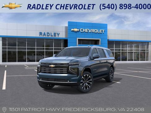 New 2026 Chevrolet Suburban High Country image 8