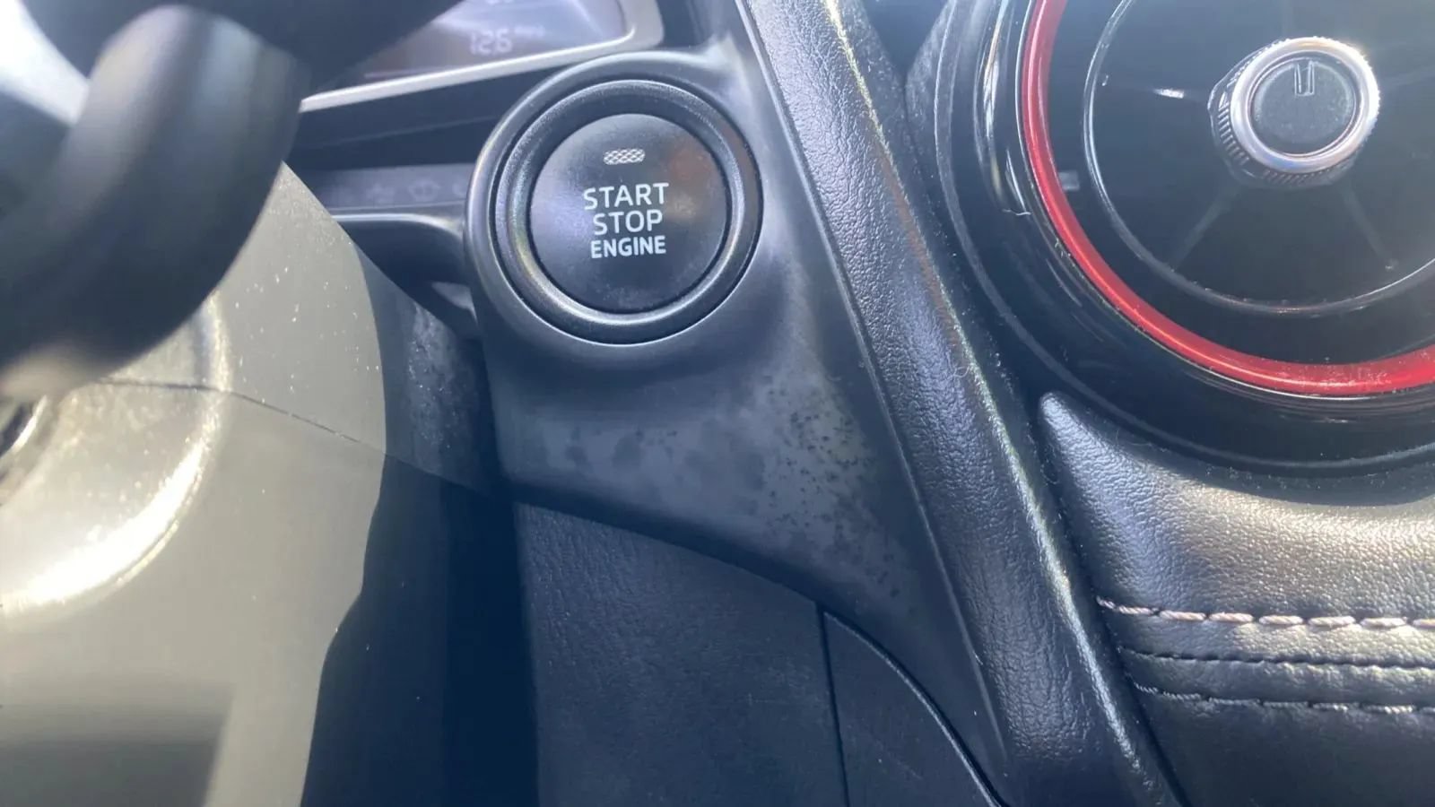 Used 2018 MAZDA CX-3 Sport FWD image 28