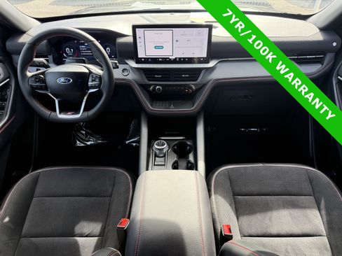 Used 2025 Ford Explorer ST w/ Sun And Sound Package AWD/4WD image 17