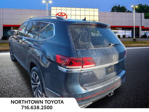 Used 2021 Volkswagen Atlas SEL Premium image 11