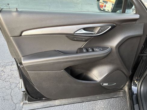 Used 2024 Buick Envision Sport Touring image 3