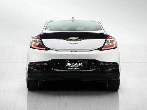 Used 2018 Chevrolet Volt LT w/ LT Driver Confidence Package FWD image 4