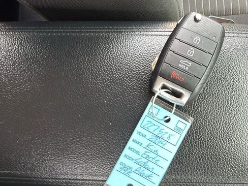 Used 2014 Kia Forte LX w/ Popular Package image 16