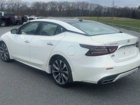 Used 2023 Nissan Maxima Platinum w/ Sport Mat Group FWD image 7