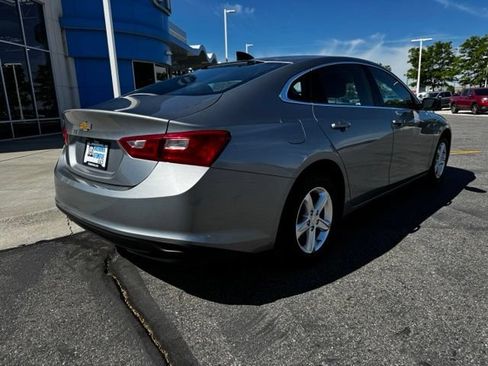 Used 2023 Chevrolet Malibu LS FWD image 7