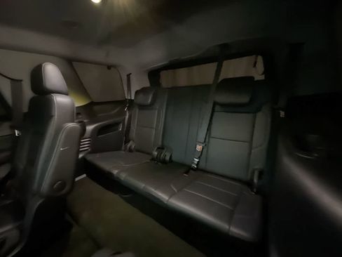 Used 2018 Chevrolet Tahoe LT image 21