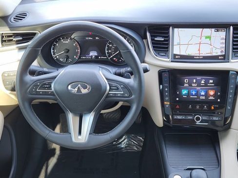 Used 2019 INFINITI QX50 Essential w/ Premium Heat Package image 27