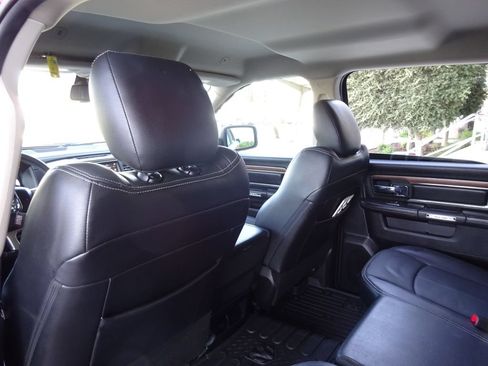 Used 2019 RAM 1500 Laramie w/ Convenience Group RWD image 20