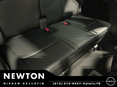 Used 2025 Nissan Pathfinder SL w/ Cargo Package FWD image 13
