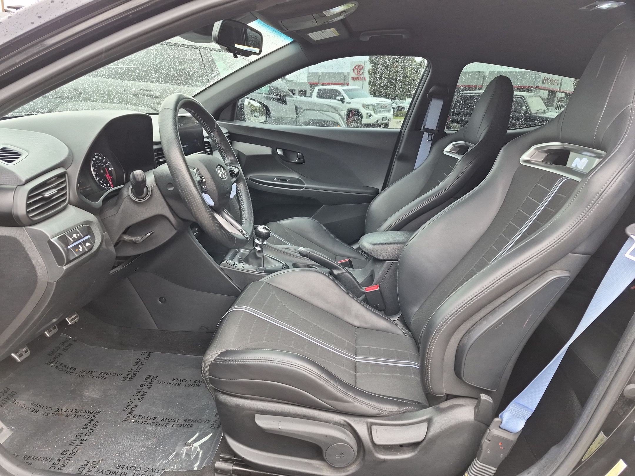 Certified 2022 Hyundai Veloster N FWD image 17
