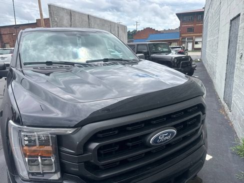 Used 2021 Ford F150 XLT w/ Equipment Group 302A High AWD/4WD image 5