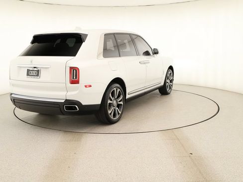 Used 2024 Rolls-Royce Cullinan w/ Cullinan Package AWD/4WD image 6
