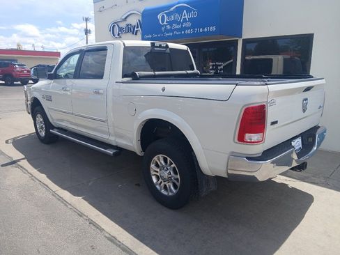 Used 2016 RAM 2500 Laramie w/ Protection Group AWD/4WD image 2