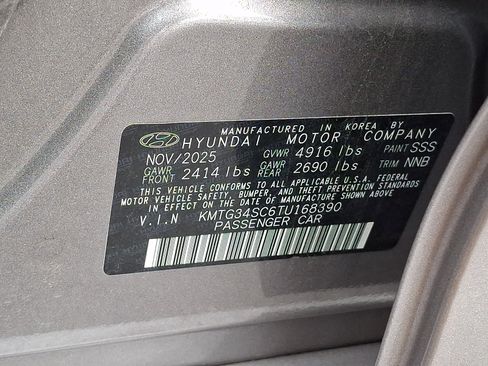 Certified 2026 Genesis G70 2.5T Prestige AWD/4WD image 28