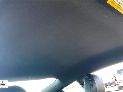 Certified 2018 Ford Mustang Premium image 21