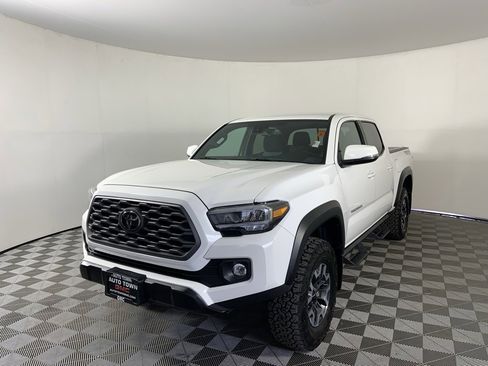Used 2021 Toyota Tacoma TRD Off-Road image 5