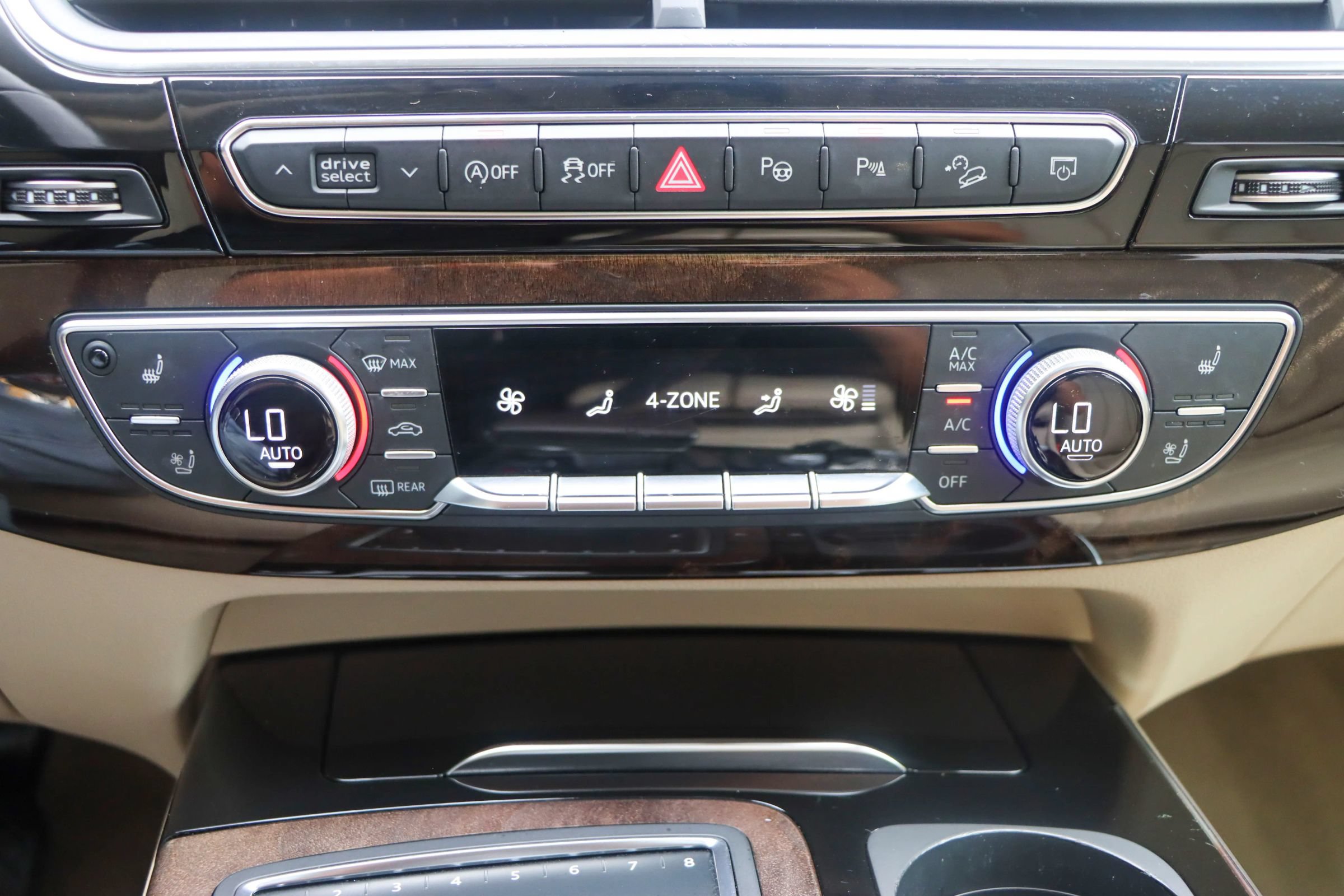 Used 2019 Audi Q7 3.0T Prestige w/ Prestige Package AWD/4WD image 47