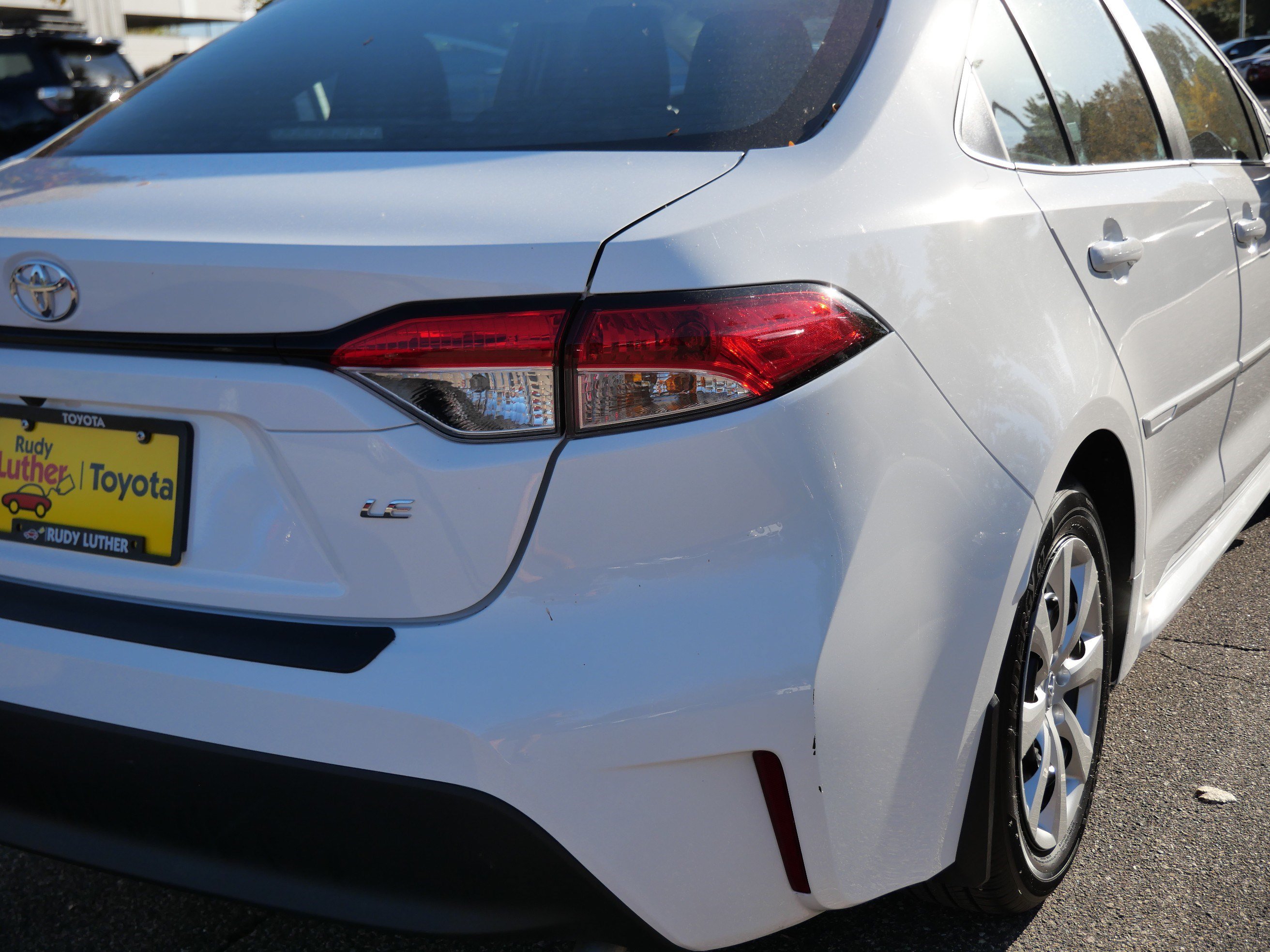 Certified 2024 Toyota Corolla LE FWD image 18