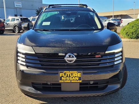 New 2026 Nissan Kicks SR image 3