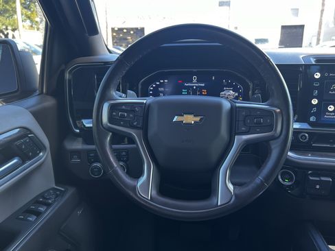 Used 2022 Chevrolet Silverado 1500 LTZ image 34