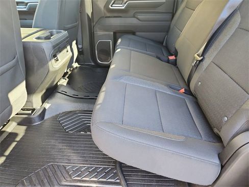 Used 2025 Chevrolet Silverado 2500 LT image 24