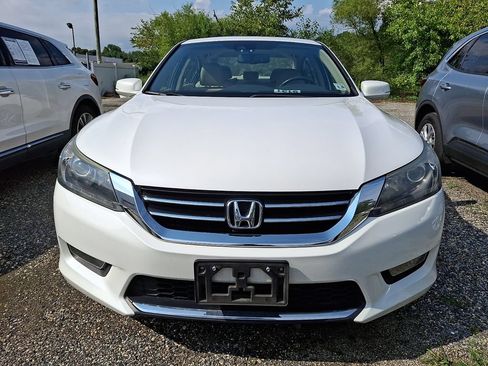 Used 2015 Honda Accord EX-L image 2