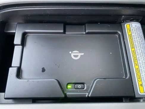 Certified 2020 Toyota Highlander XLE image 20