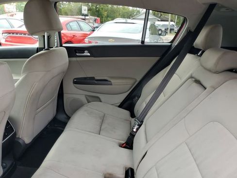 Used 2021 Kia Sportage LX image 27