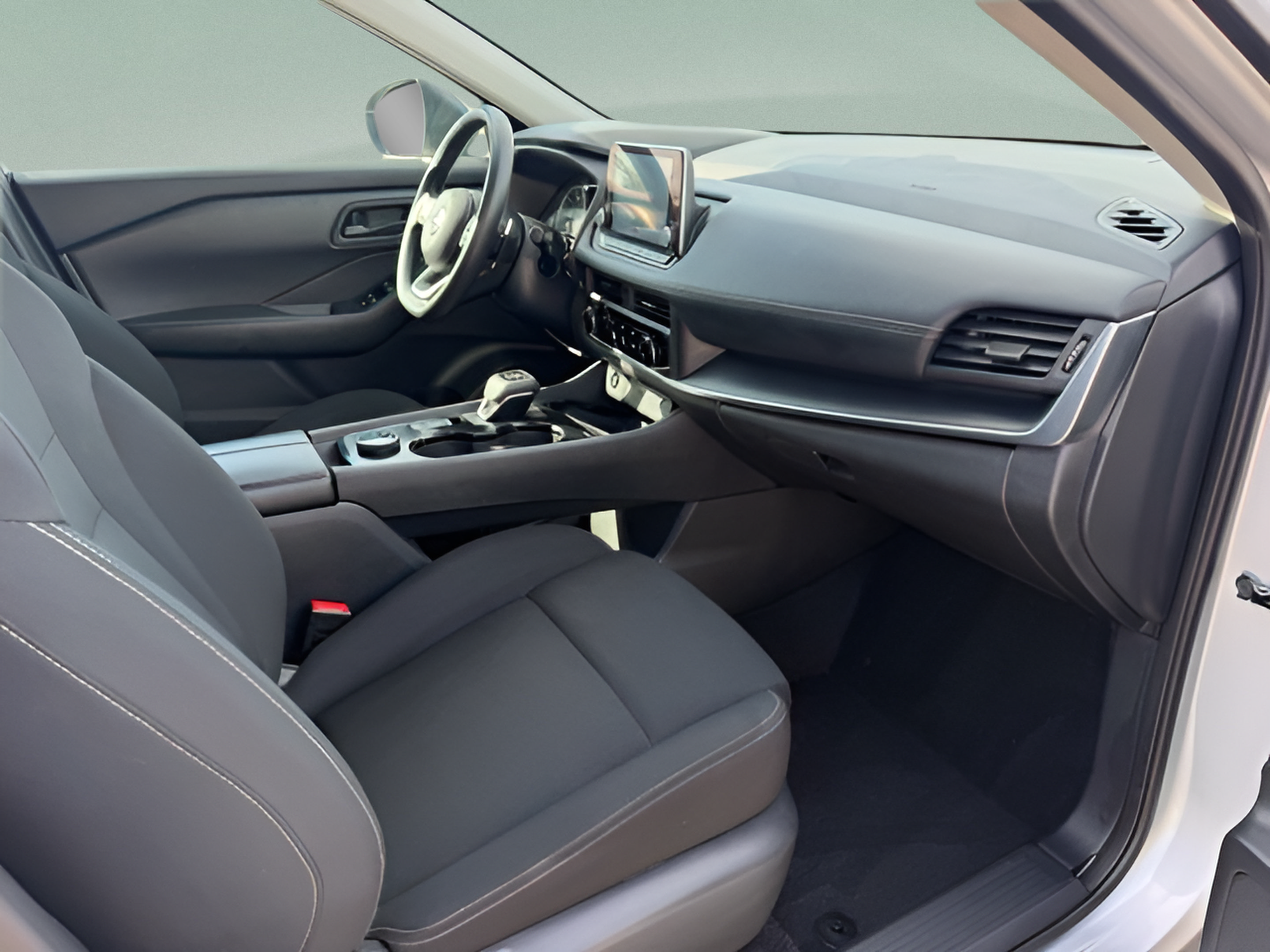 Used 2024 Nissan Rogue S AWD/4WD image 28