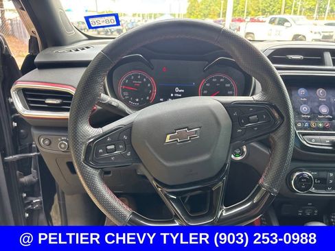 Used 2022 Chevrolet TrailBlazer RS w/ Sun and Liftgate Package FWD image 14