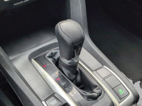 Used 2019 Honda Civic LX image 38