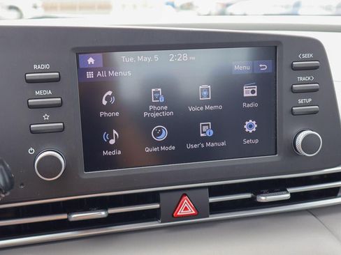 New 2026 Hyundai Elantra SEL Sport FWD image 5