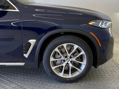 New 2026 BMW X5 xDrive50e AWD/4WD image 11