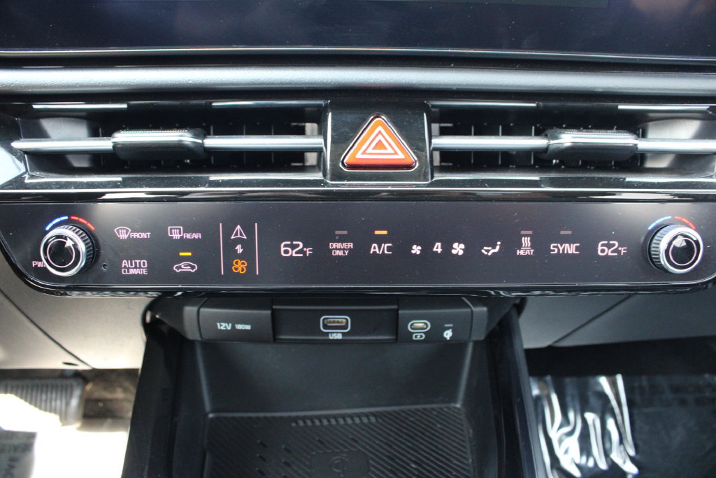 Used 2024 Kia Niro Wind w/ Wind Preserve Package FWD image 29