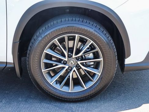 Used 2025 Lexus NX 250 FWD w/ Premium Package image 10