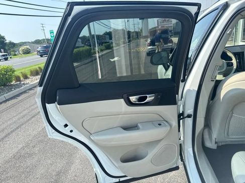 Certified 2024 Volvo XC60 B5 Plus w/ Protection Package Premier AWD/4WD image 16