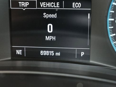 Used 2020 Chevrolet Equinox LS image 26