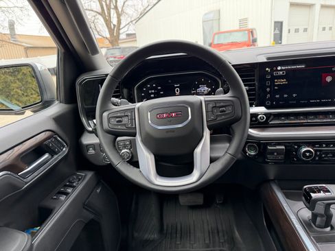 Used 2026 GMC Sierra 1500 SLT w/ SLT Premium Plus Package image 19