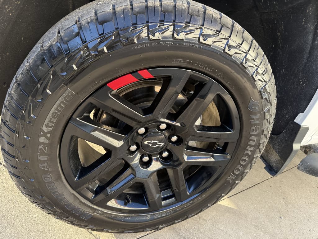 Used 2023 Chevrolet Silverado 1500 RST w/ Redline Edition AWD/4WD image 21
