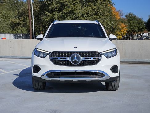 Certified 2025 Mercedes-Benz GLC 300 image 6