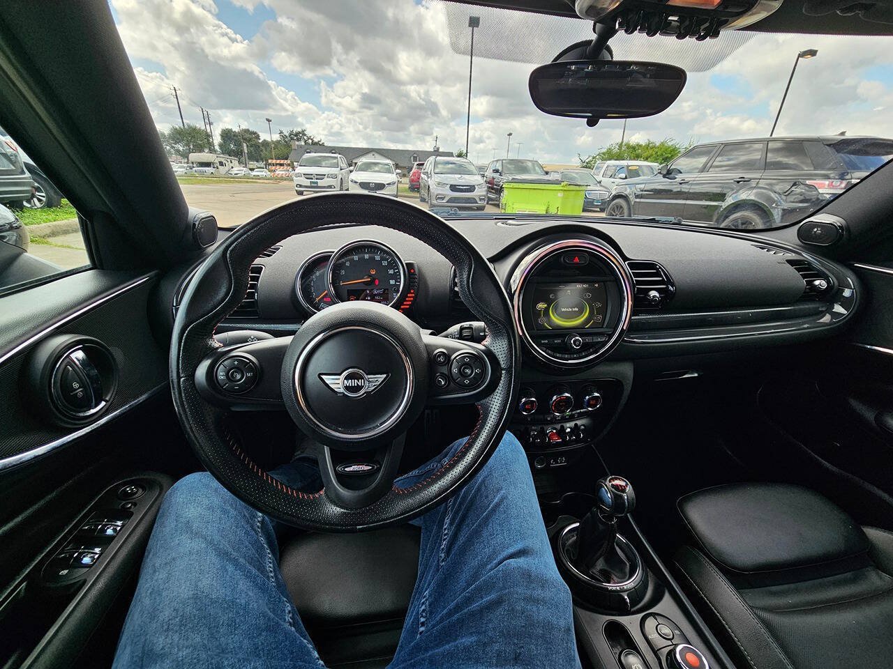 Used 2016 MINI Cooper Clubman FWD image 13