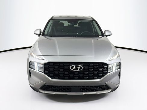Used 2023 Hyundai Santa Fe SE FWD image 2