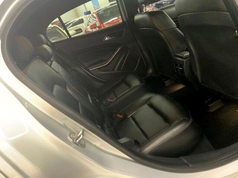 Used 2019 Mercedes-Benz GLA 250 image 13