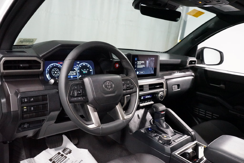 Certified 2026 Toyota Tacoma TRD Off-Road AWD/4WD image 12