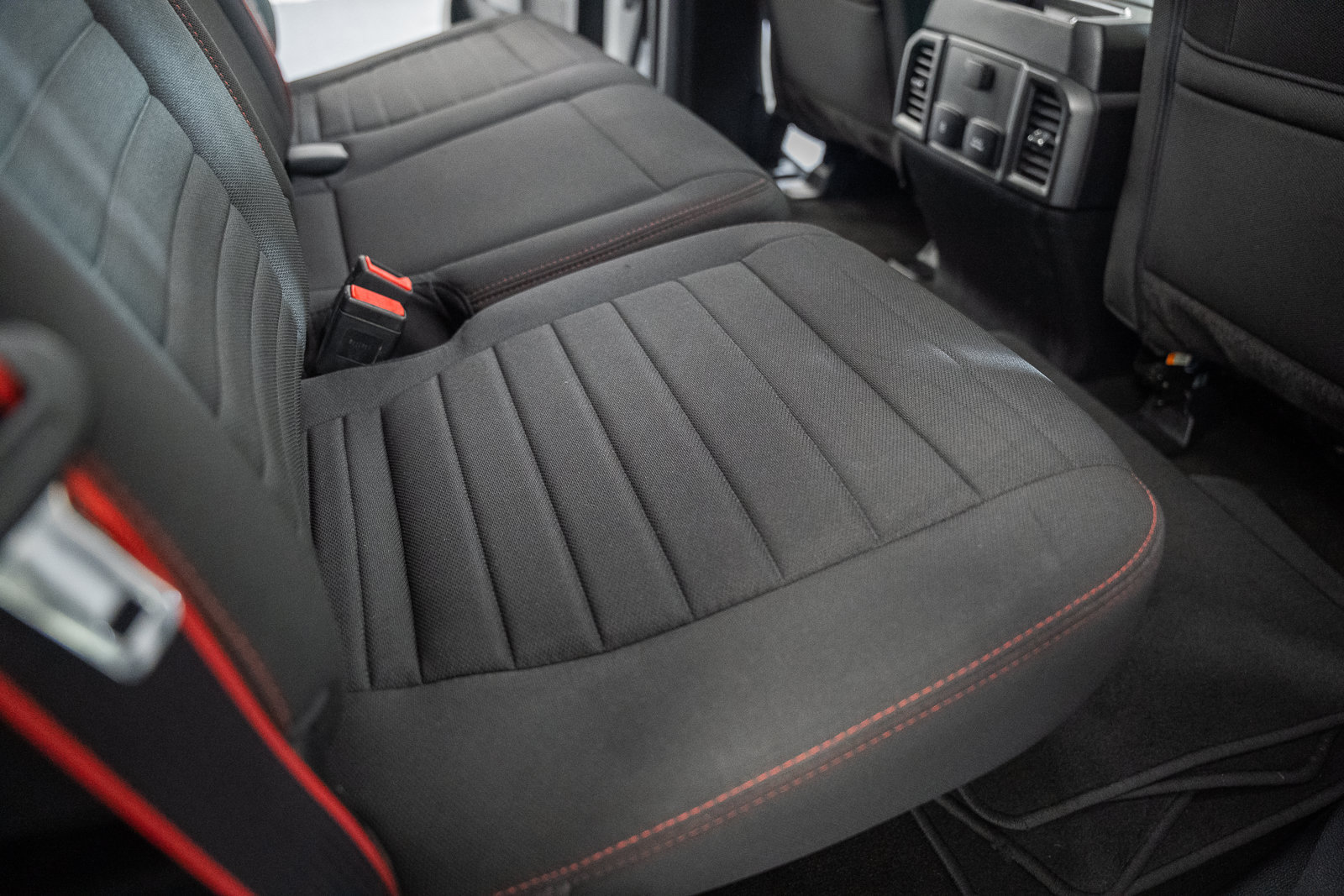 Used 2019 Ford F150 XLT w/ Equipment Group 302A Luxury AWD/4WD image 34